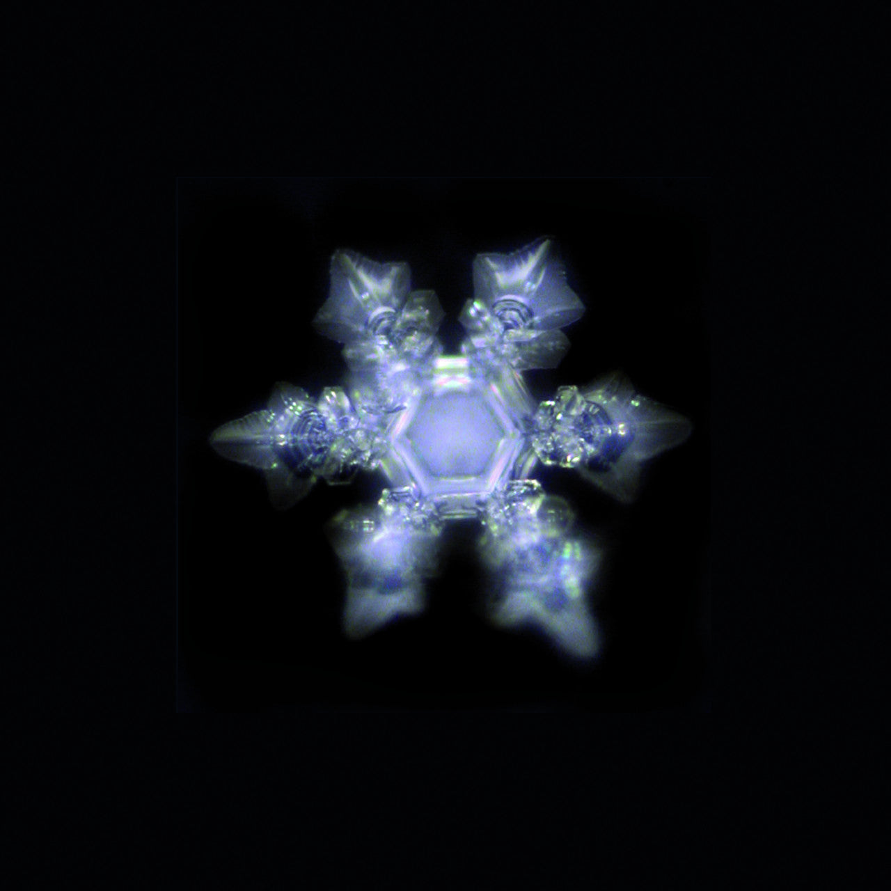 Vitalkaraffe Alladin mit Edelsteinen 1.2L