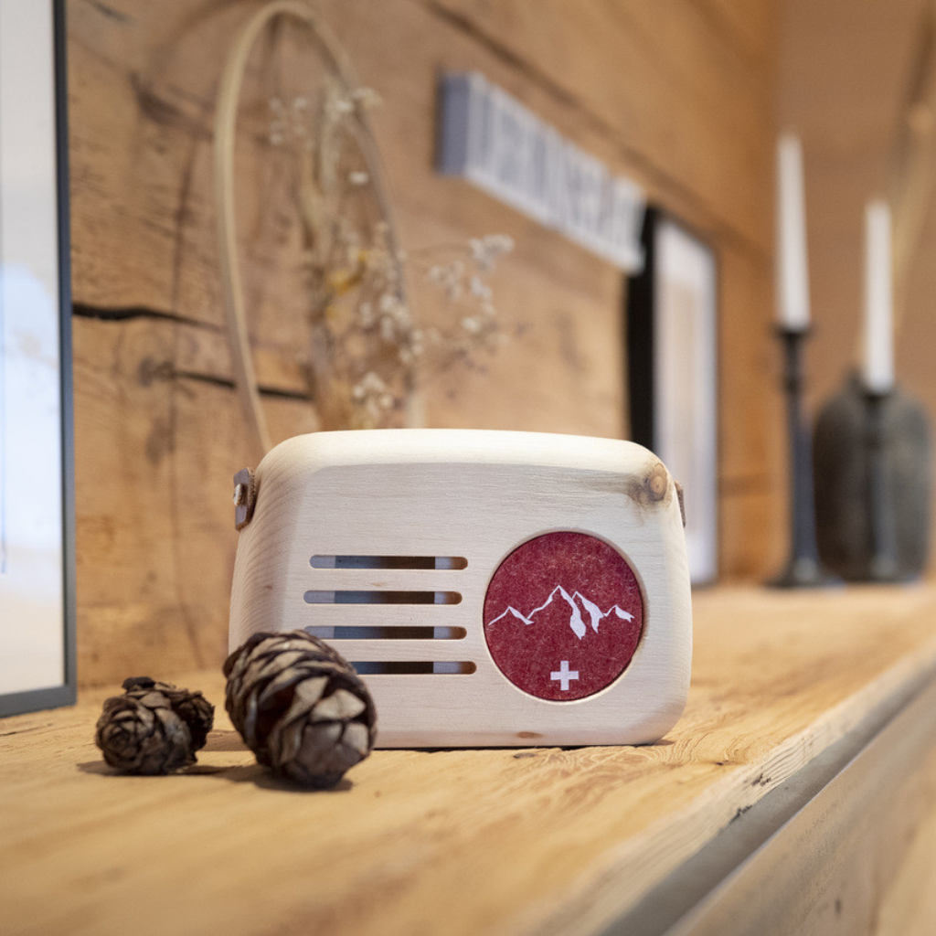 ALPKLANG - SENN rot mit Kuhglocken und Alphornklänge