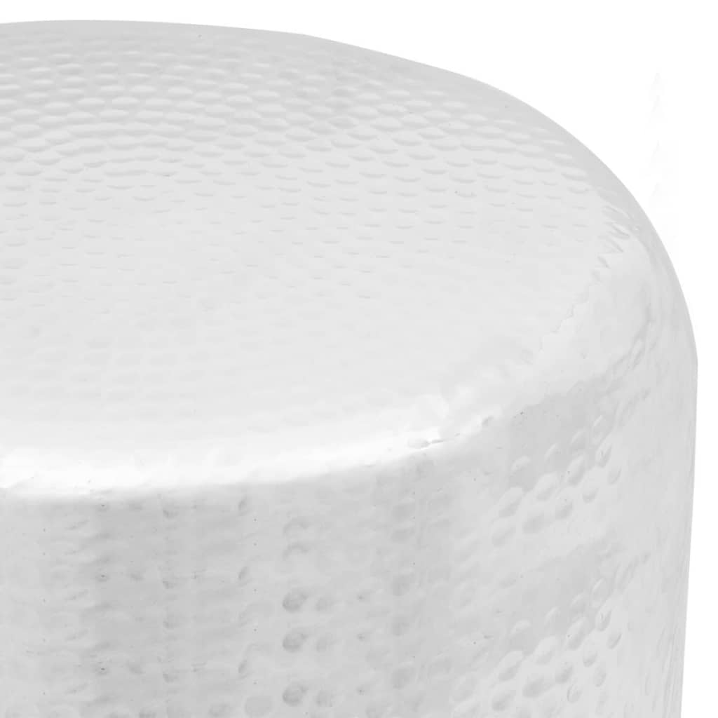 Hocker/Beistelltisch aus gehämmertem Aluminium Silbern